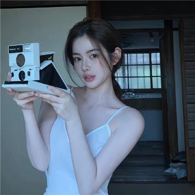 八卦神探粤语海报